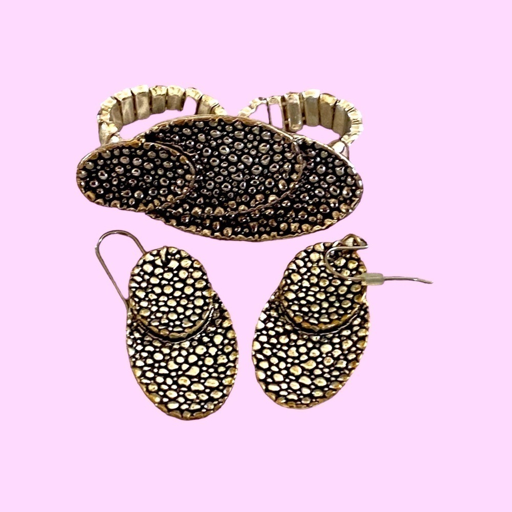 Black and Silver Cocktail Ring with Matching Earrings
